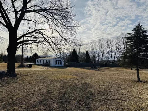 Exterior - 782 N Hillman, Stanton, MI 48888 photo 2 of 13