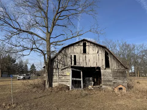 Exterior - 782 N Hillman, Stanton, MI 48888 photo 11 of 13