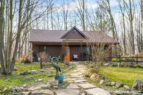 2442 Thunder Vly, Hastings, MI 49058
