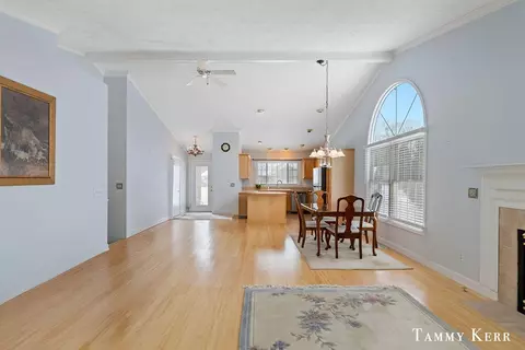 433 Amity #3, Douglas, MI 49406 photo 9