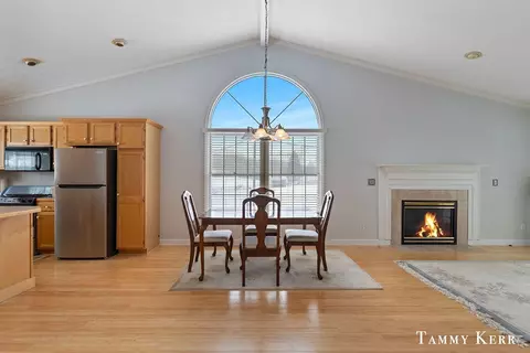433 Amity #3, Douglas, MI 49406 photo 7