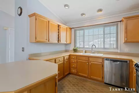 433 Amity #3, Douglas, MI 49406 photo 3