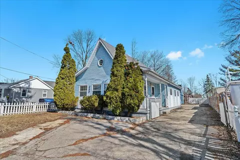 220 Marion, Waterford, MI 48328