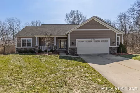 110 Muirfield, Rockford, MI 49341