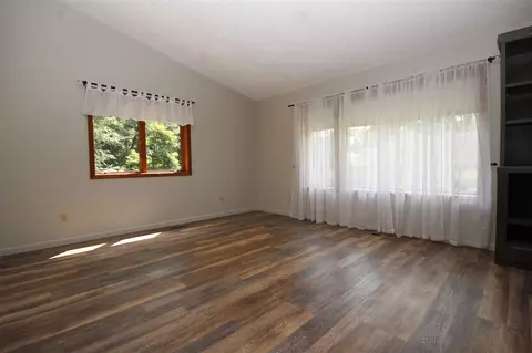 Living - 53765 Stevens, Three Rivers, MI 49093 photo 2 of 5