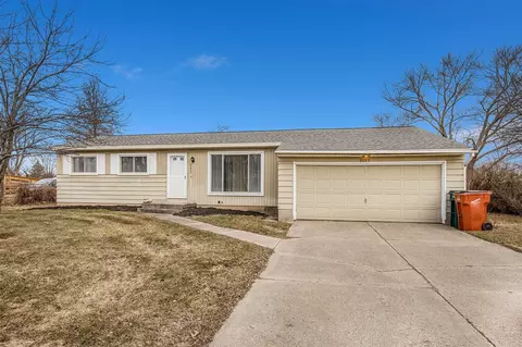 3083 5 Mile, Grand Rapids, MI 49525