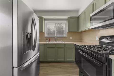 Kitchen - 16200 Middlebelt, Romulus, MI 48174 photo 1 of 3