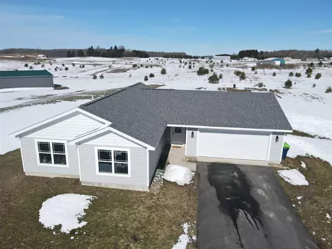 2310 Remington, Kingsley, MI 49649