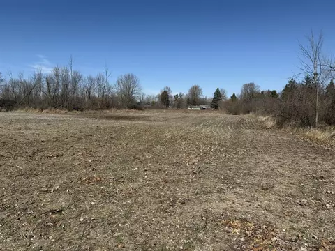 Sarah, Coldwater, MI 49036 photo 2