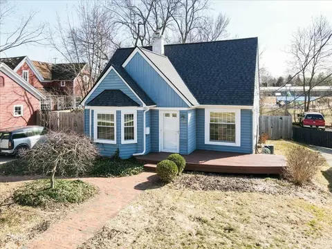 2348 Burchard, Grand Rapids, MI 49506