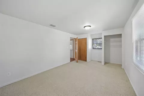 Bedroom - 623 Gilbert St, Jackson, MI 49202 photo 6 of 6