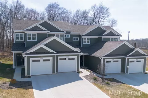 2328 Watertown, Grand Rapids, MI 49505