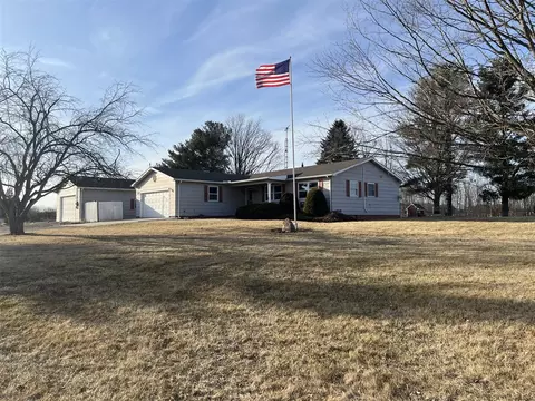 Exterior - 13080 Hudson, Hudson, MI 49247 photo 7 of 18