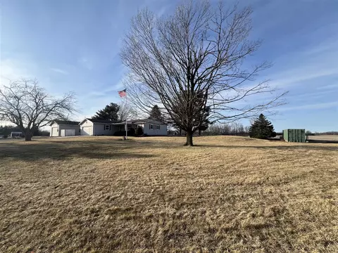 Exterior - 13080 Hudson, Hudson, MI 49247 photo 6 of 18
