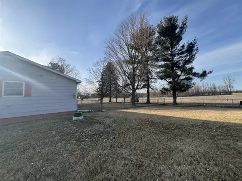Exterior - 13080 Hudson, Hudson, MI 49247 photo 3 of 18