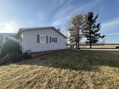 Exterior - 13080 Hudson, Hudson, MI 49247 photo 4 of 18