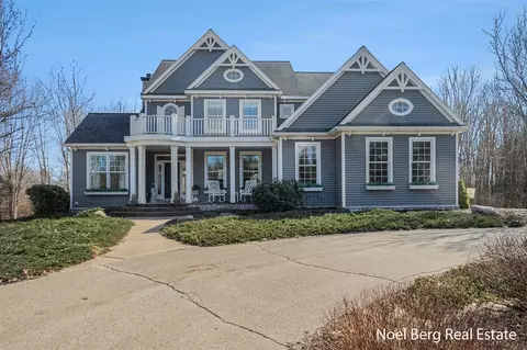 8892 Garfield, Coopersville, MI 49404