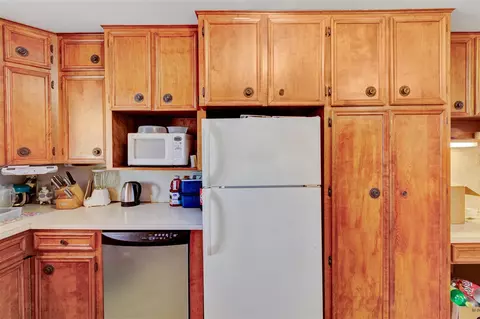Kitchen - 1836 142nd, Dorr, MI 49323 photo 1 of 6