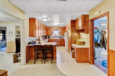 Kitchen - 1836 142nd, Dorr, MI 49323 photo 5 of 6