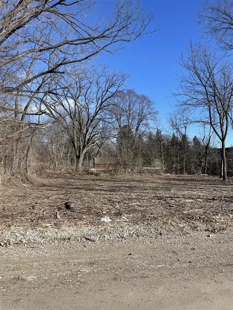 2931 Kimberley, Ann Arbor, MI 48104