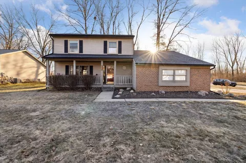 5630 Creekwood, Haslett, MI 48840