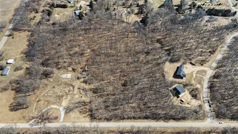 18 Highfield, Three Rivers, MI 49093 photo 2