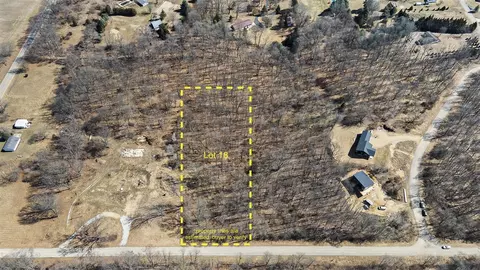 18 Highfield, Three Rivers, MI 49093