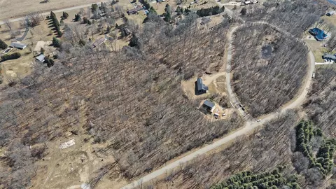 17 Highfield, Three Rivers, MI 49093 photo 2