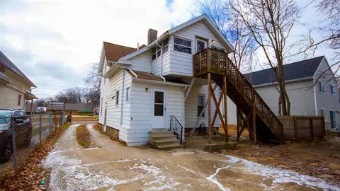 1312 E Ganson, Jackson, MI 49201 photo 4