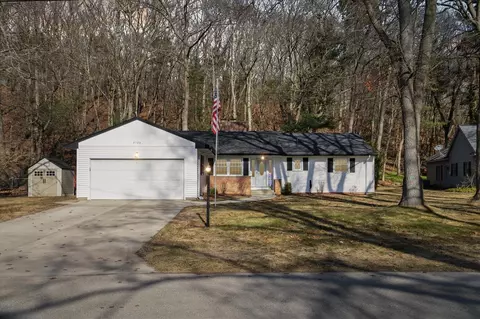 2122 Maryland, Norton Shores, MI 49441