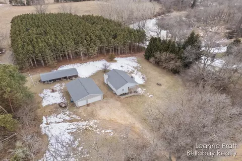 3159 Johnson, Middleville, MI 49333