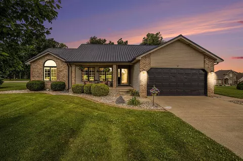 Exterior - 674 Booth, Bronson, MI 49028 photo 2 of 8
