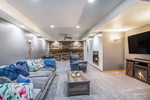 Living - 674 Booth, Bronson, MI 49028 photo 2 of 3