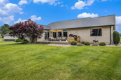 Exterior - 674 Booth, Bronson, MI 49028 photo 3 of 8