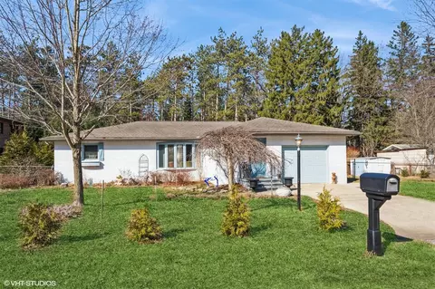 6541 Terry, Sawyer, MI 49125