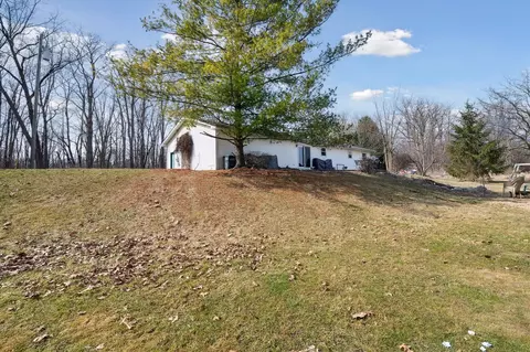 Exterior - 2209 Beck, Howell, MI 48843 photo 6 of 10
