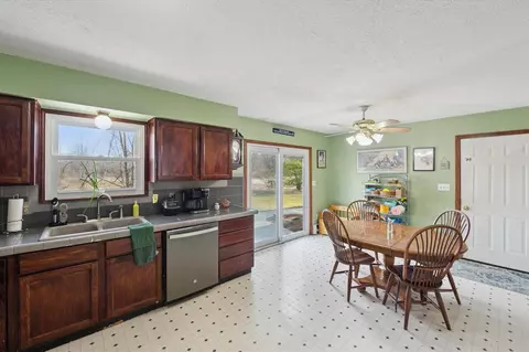 Entry Way - 2209 Beck, Howell, MI 48843 photo 1 of 1
