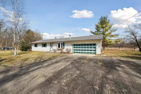 Exterior - 2209 Beck, Howell, MI 48843 photo 2 of 10