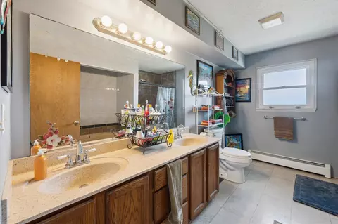 Bath - 2209 Beck, Howell, MI 48843 photo 1 of 3