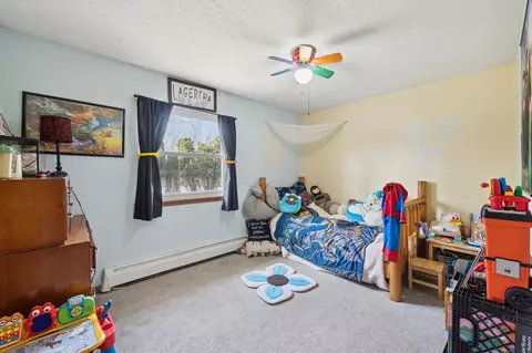Bedroom - 2209 Beck, Howell, MI 48843 photo 3 of 4