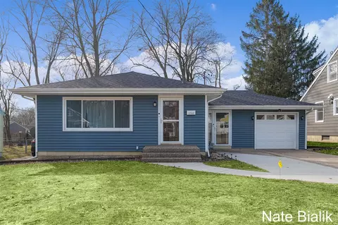 3341 Elwood, Grandville, MI 49418