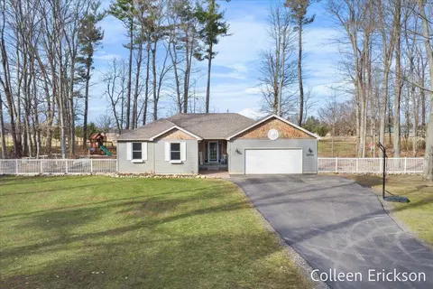 12951 Links, Gowen, MI 49326