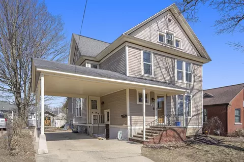414 Trowbridge, Allegan, MI 49010