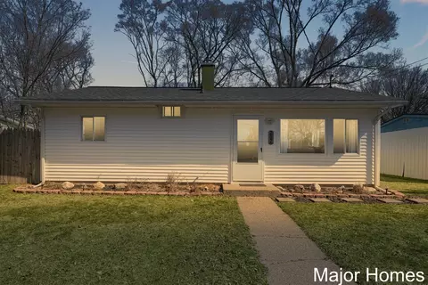 2346 Cimarron, Kalamazoo, MI 49004