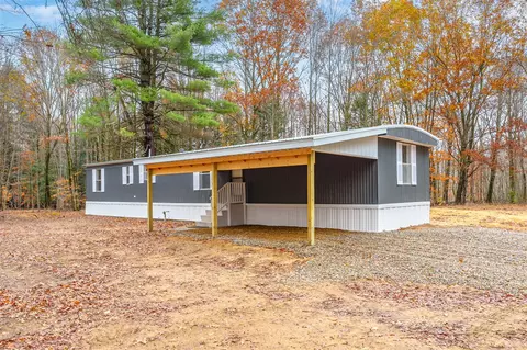 50760 8th, Grand Junction, MI 49056