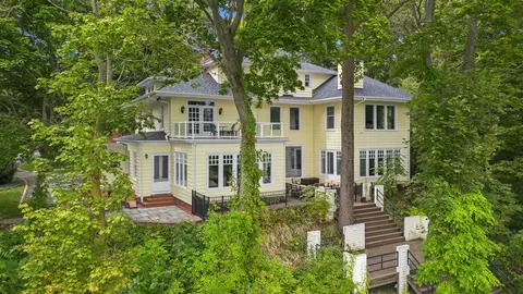 2019 Langley, Saint Joseph, MI 49085