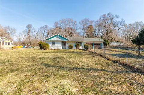 2220 Woodward, Kalamazoo, MI 49007