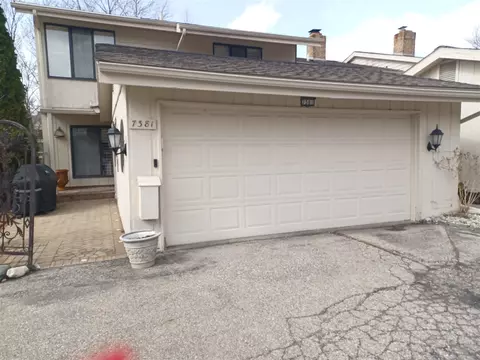 7381 Creek Vw, West Bloomfield, MI 48322