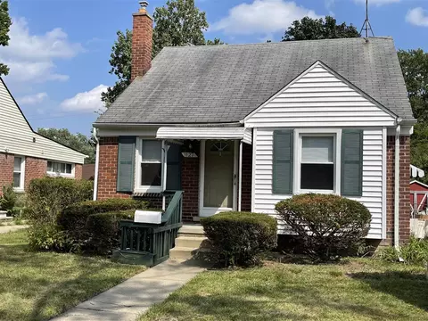 1127 John Daly, Inkster, MI 48141