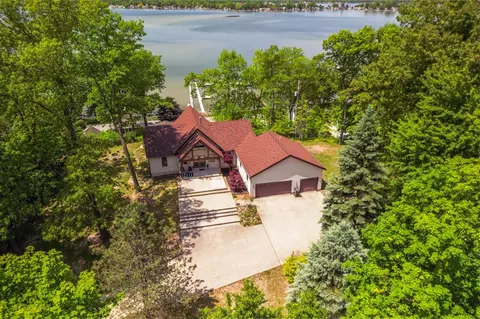 7107 Hallenbeck, Manitou Beach, MI 49253